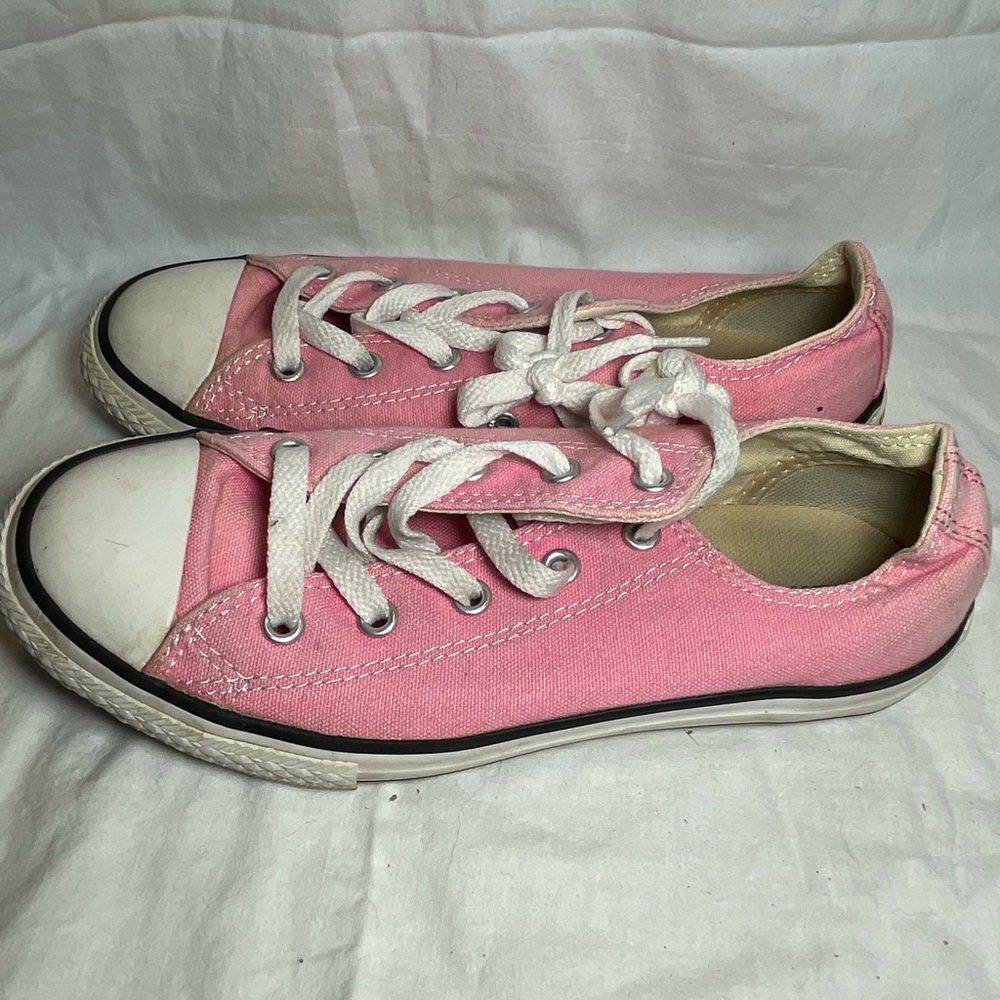 Pink Youth Converse